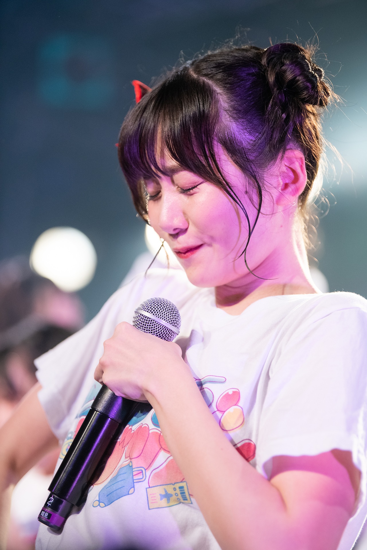 鶴見萌