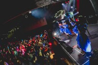 fishbowl「テンセイ 東京」の様子。（撮影：ヤギタツノリ）