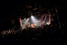 リーガルリリー「Regallily “LIVE HOUSE TOUR 2024”」東京・渋谷CLUB QUATTRO公演の様子。（撮影：藤井拓）