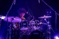 岡本啓佑（Dr / 黒猫チェルシー）