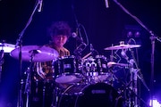 岡本啓佑(Dr / 黒猫チェルシー)