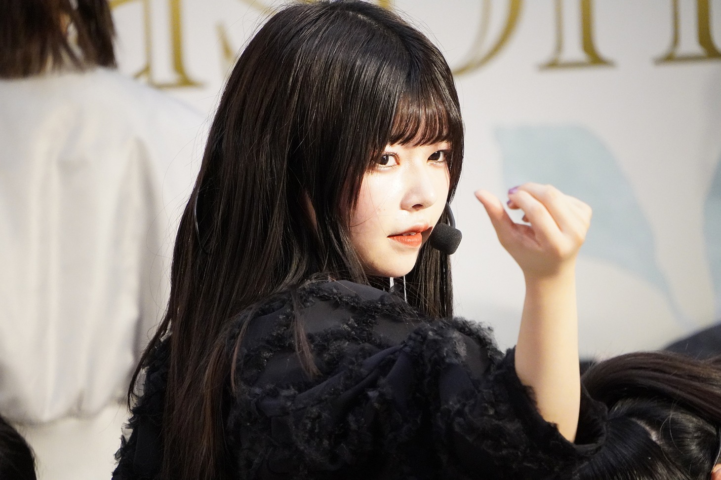 NATSU (c)OVERSE