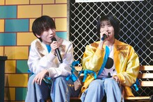 「THE SUPER FRUIT 2nd ONEMAN TOUR - Blue Fruits Tour2024 -」昭和女子大学人見記念講堂公演の様子。（撮影：上溝恭香）