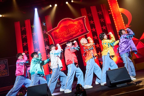 THE SUPER FRUIT（撮影：上溝恭香）