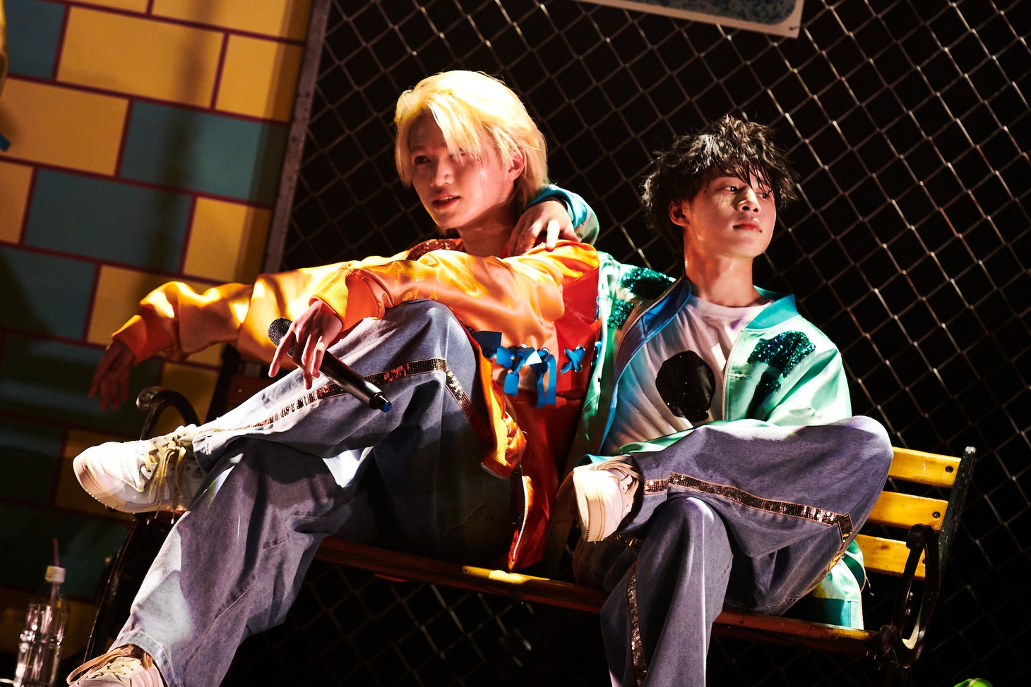 「THE SUPER FRUIT 2nd ONEMAN TOUR - Blue Fruits Tour2024 -」昭和女子大学人見記念講堂公演の様子。（撮影：上溝恭香）