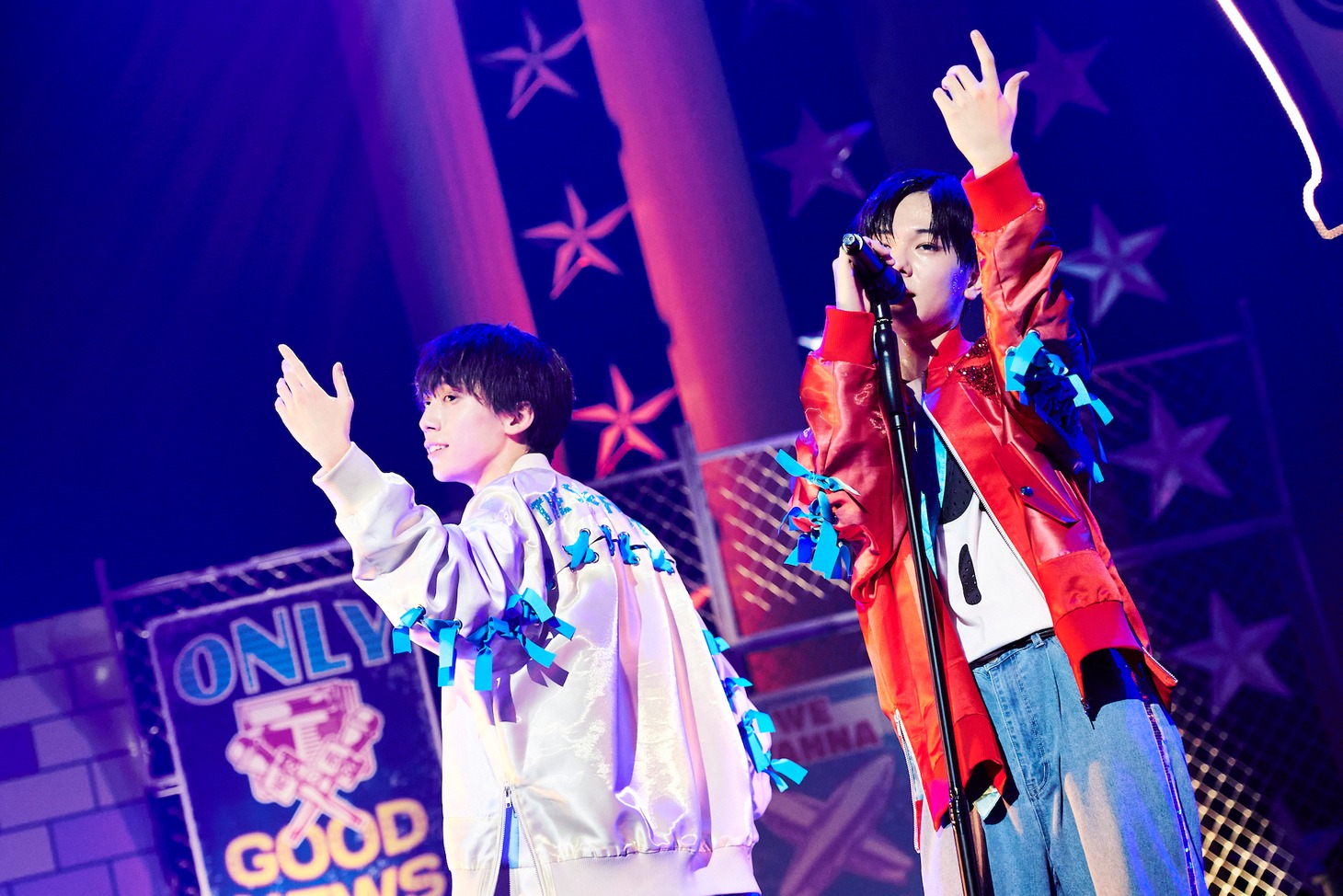 「THE SUPER FRUIT 2nd ONEMAN TOUR - Blue Fruits Tour2024 -」昭和女子大学人見記念講堂公演の様子。（撮影：上溝恭香）