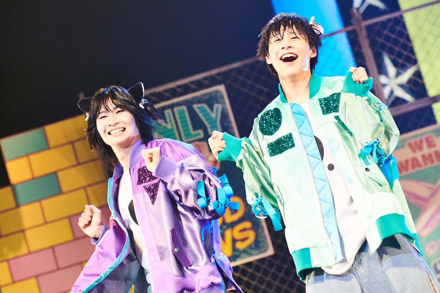 「THE SUPER FRUIT 2nd ONEMAN TOUR - Blue Fruits Tour2024 -」昭和女子大学人見記念講堂公演の様子。（撮影：上溝恭香）