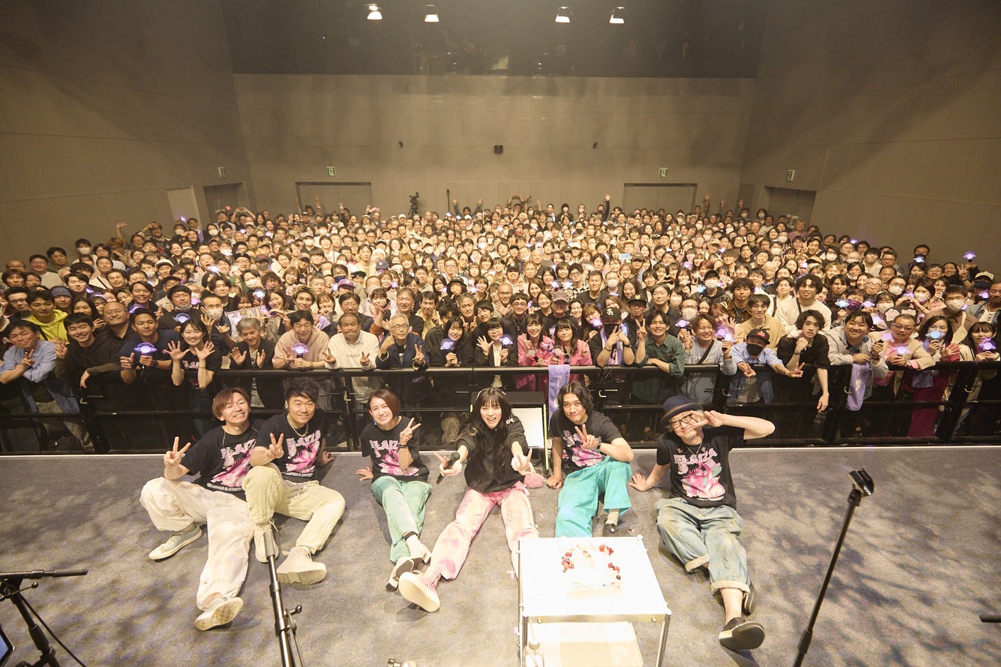 「ELAIZA BIRTHDAY LIVE ハピバだよ！全員集合！～桃収穫祭in 渋谷」集合写真