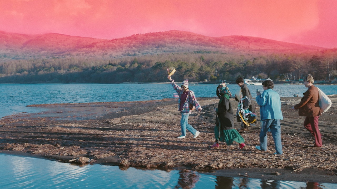 Bialystocksのダンスを逆再生、最新曲「近頃」ミュージックビデオ