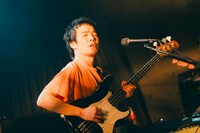 稲葉航大（B / Helsinki Lambda Club）（Photo by renzo masuda）