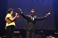 ジョニー志村と森田真奈美。（写真提供：B ZONE）