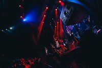 「INUWASI LIVE TOUR 2024〝狗鷲〟」ファイナル公演の様子。（撮影：真島洸）