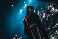 イヴ（撮影：真島洸）