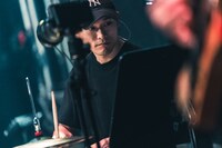 田浦楽（D / Crystal Lake）（撮影：真島洸）