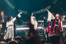 「INUWASI LIVE TOUR 2024〝狗鷲〟」ファイナル公演の様子。（撮影：真島洸）