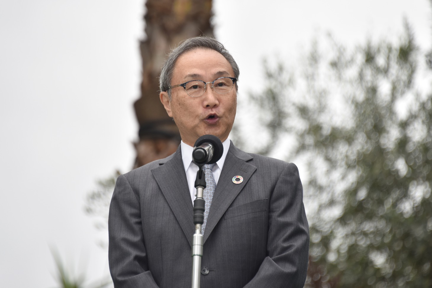 山村明義氏