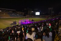 超特急と8号車。（撮影：米山三郎）