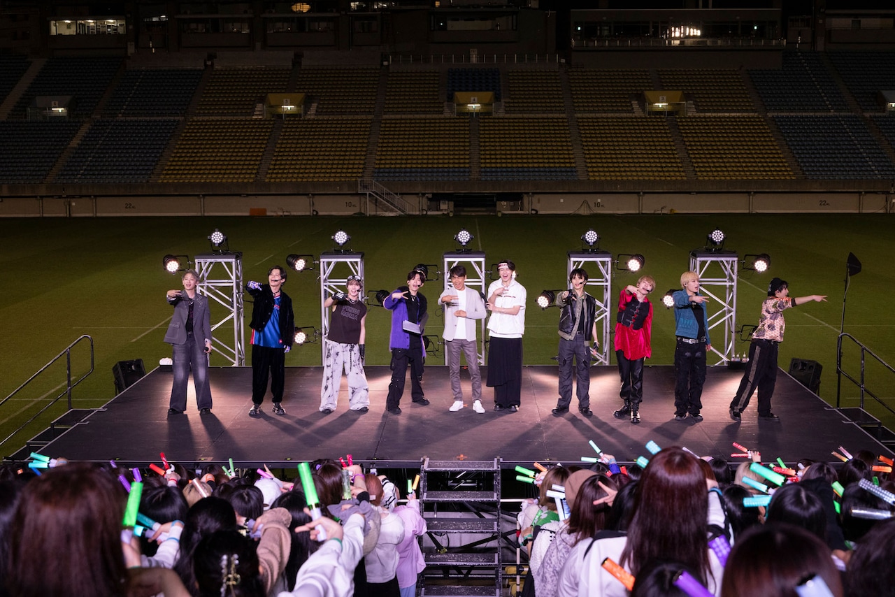 超特急が秩父宮から夢の場所へ！“連結式”で人類初、ユニバーサルの社長