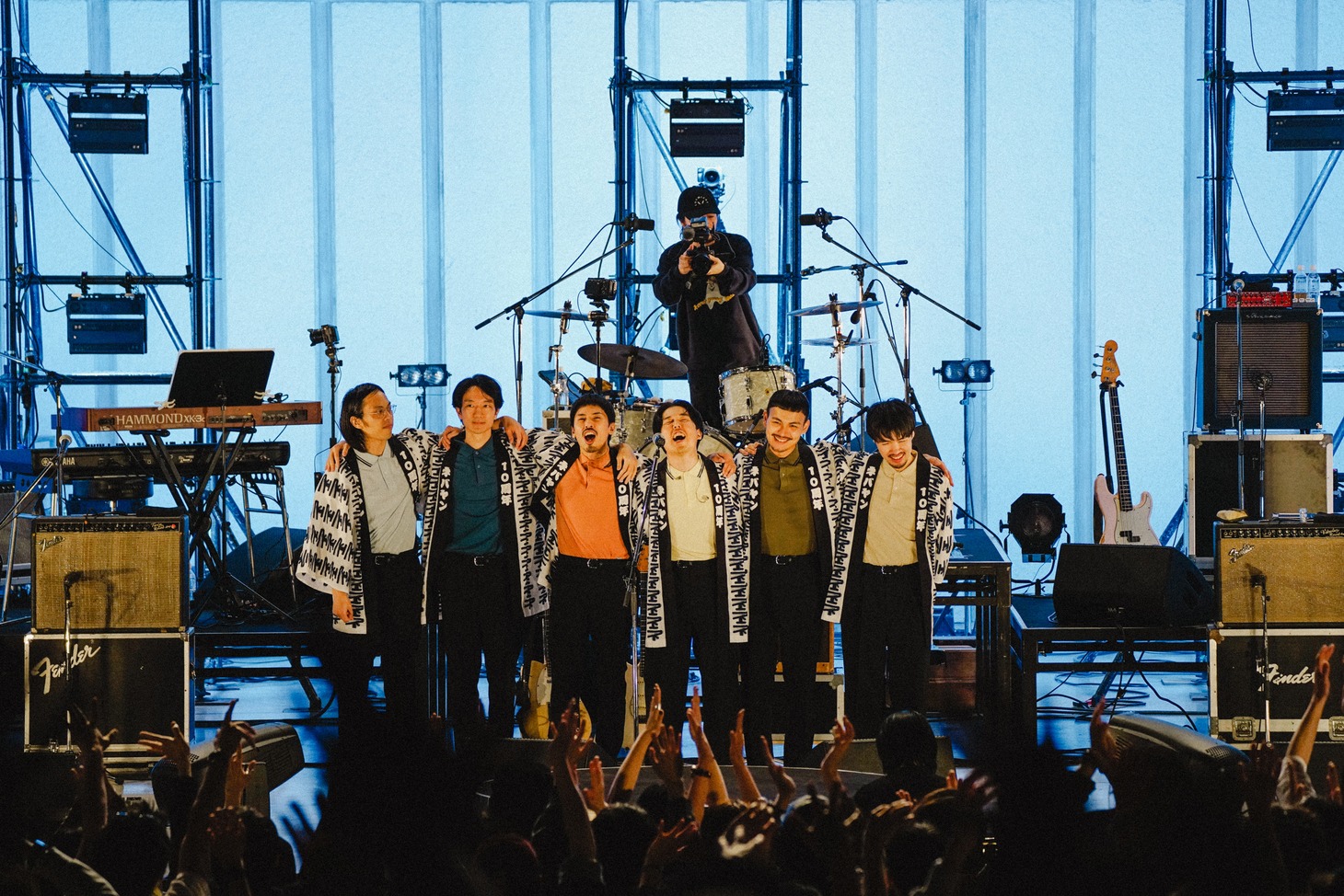「never young beach show at 日比谷野外大音楽堂 -10th Anniversary-」の様子。（Photo by Asami Nobuoka）