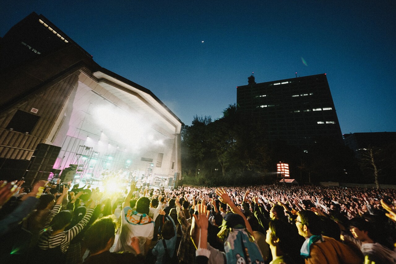 never young beach、春の野音を盛り上げた10周年ワンマン