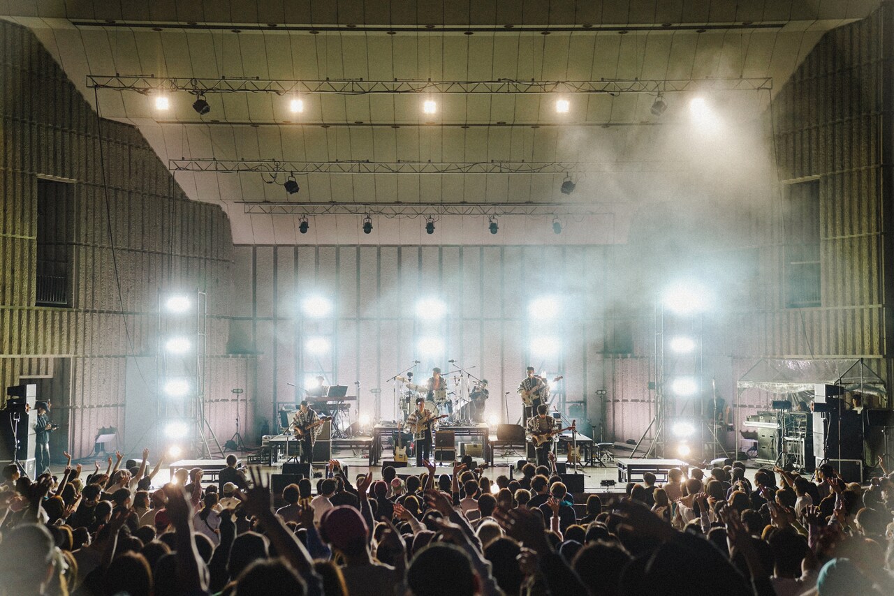 never young beachLIVE at 日比谷野外音楽堂 never young beach、春の野音を盛り上げた10周年ワンマン