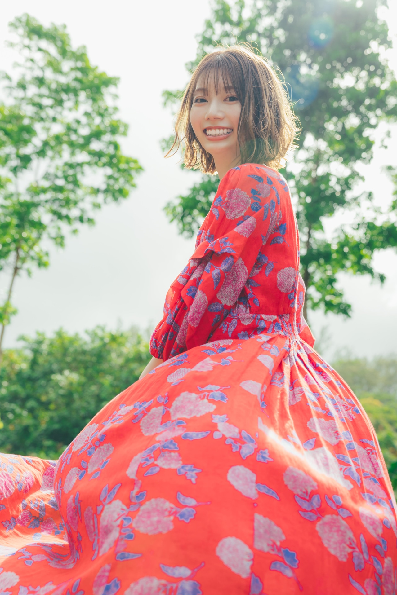 高本彩花の1st写真集（タイトル未定）より。（撮影：東京祐）(c)KOBUNSHA