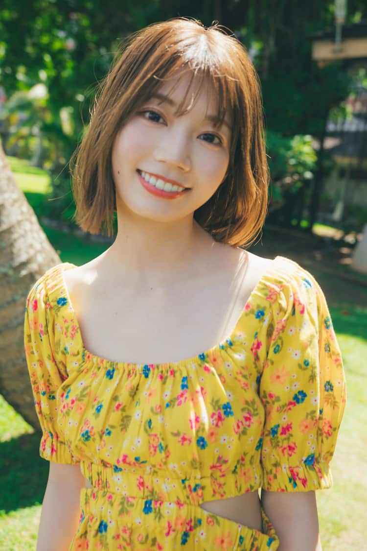日向坂46高本彩花、1st写真集発売「人生初のタヒチに撮影に行ってき 
