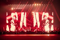 「RADWIMPS WORLD TOUR 2024 "The way you yawn, and the outcry of Peace"［Asia］」神奈川・ぴあアリーナMM公演の様子。（撮影：ヤオタケシ）