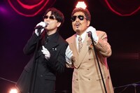 左から山崎育三郎、鈴木雅之。(c)日本テレビ