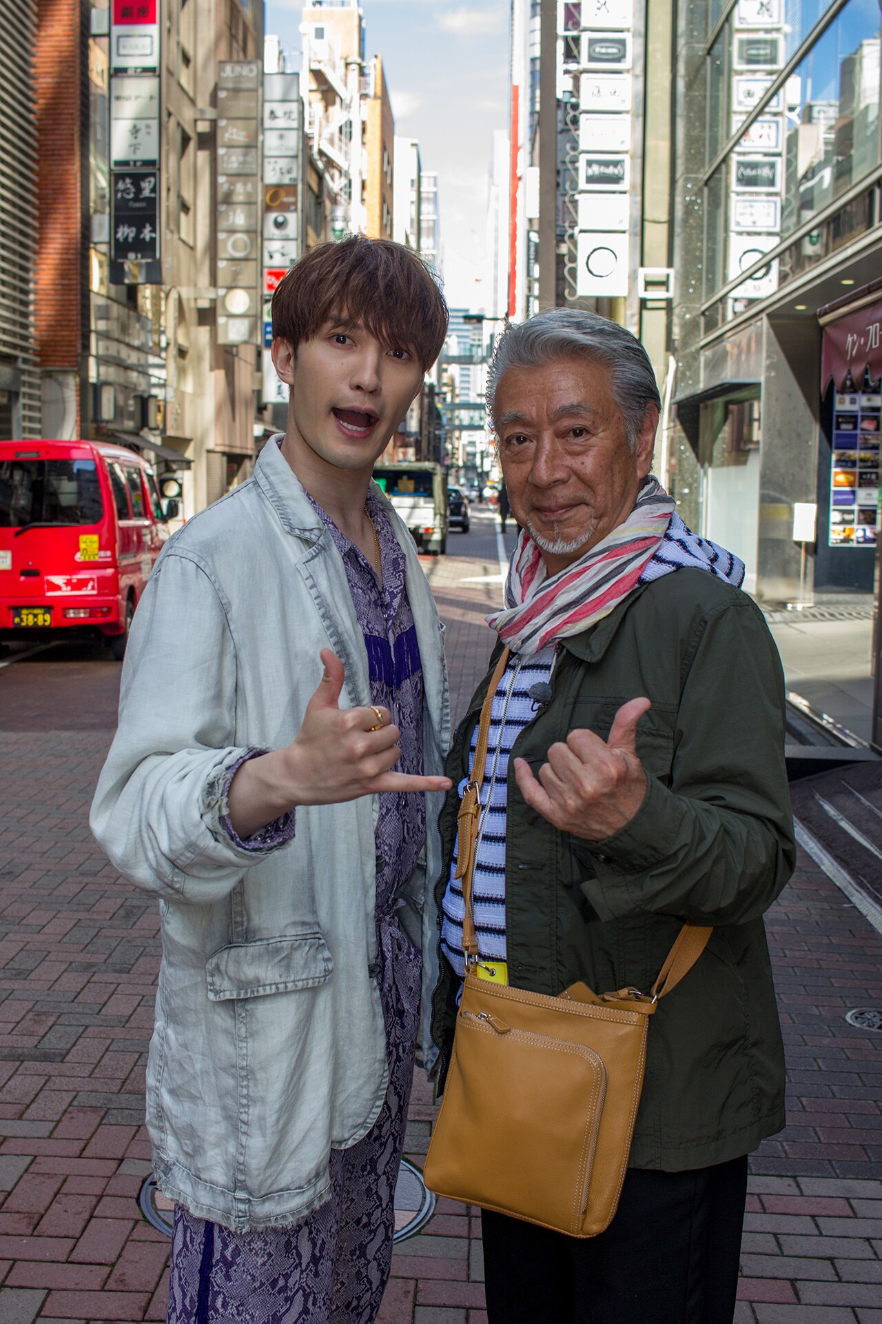 SixTONESジェシーが憧れの高田純次と散歩、息ぴったりの適当トークで大盛り上がり