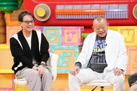 MCの中居正広、笑福亭鶴瓶。(c)日本テレビ