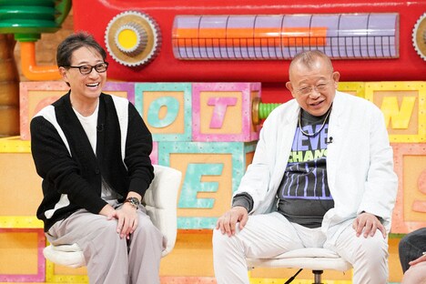 MCの中居正広、笑福亭鶴瓶。(c)日本テレビ
