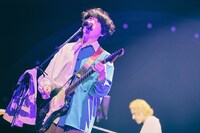 片岡健太（Vo, G）（撮影：後藤壮太郎）