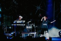 「YOASOBI LIVE IN THE USA」San Francisco The Warfield公演の様子。（Photo by Kato Shumpei）