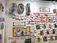 現地JAM（JO1ファンの呼称）さんの愛が詰まったブースの装飾。