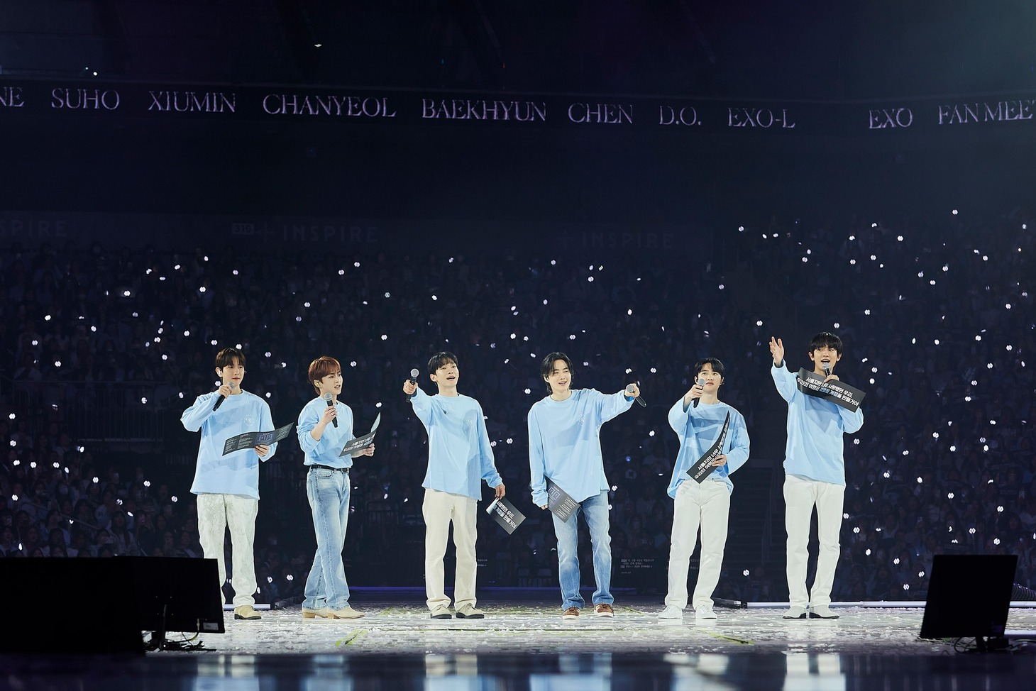 EXO (c)SM ENTERTAINMENT CO., Ltd. ALL RIGHTS RESERVED.