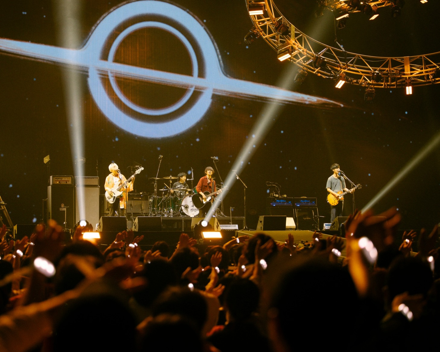 BUMP OF CHICKEN