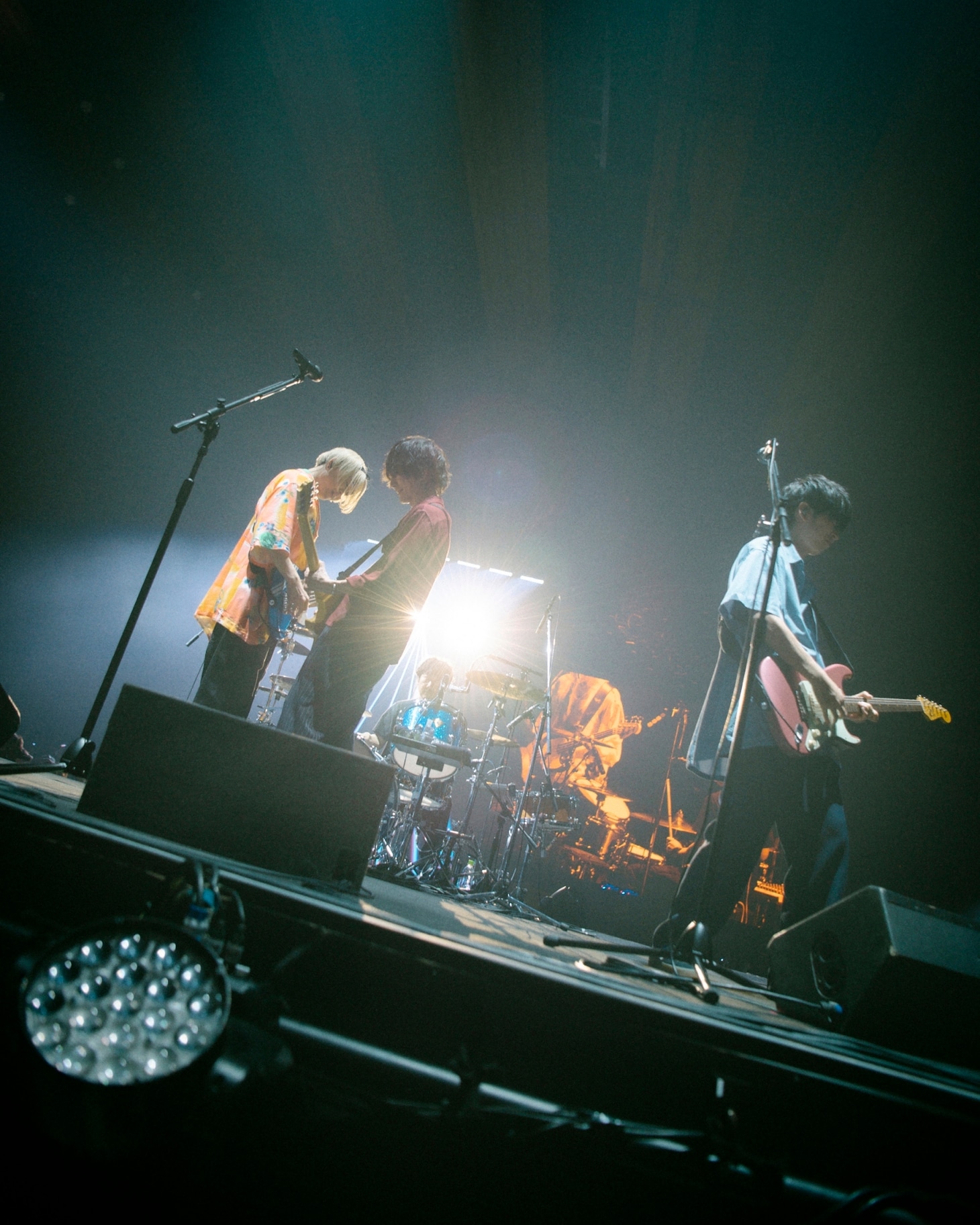 BUMP OF CHICKEN
