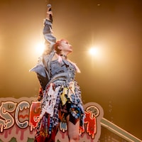 LiSA、デビュー記念日に武道館で大いに叫び歌う「私は今、最高の未来に立ってます」