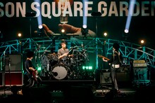 UNISON SQUARE GARDEN（Photo by Viola Kam［V'z Twinkle］）