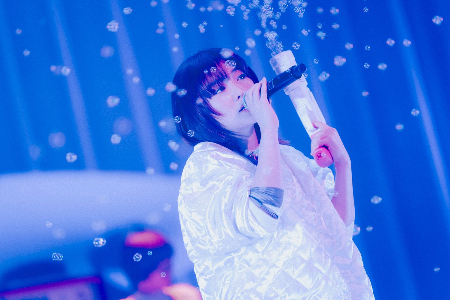にしな（Photo by renzo masuda）