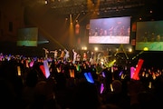 BUDDiiSとバディ。(撮影:浅葉未渚)