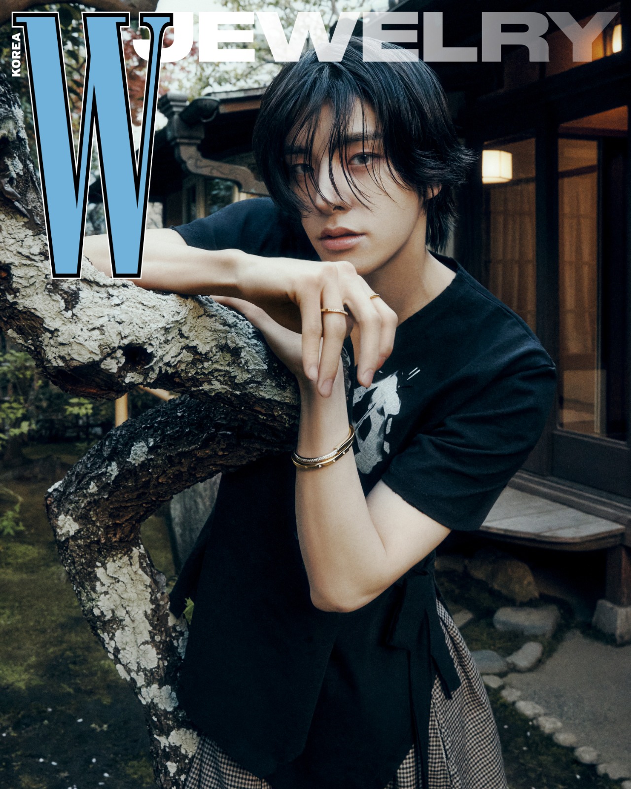「W Korea」デジタルカバー