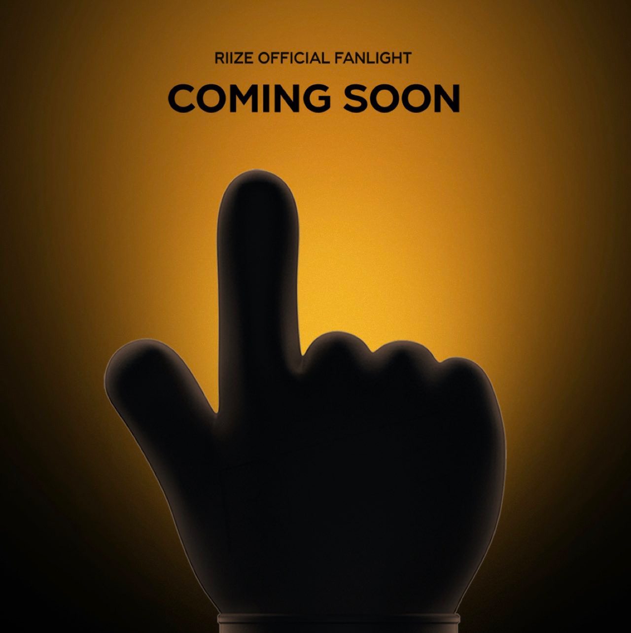 【X】3月5日に公開されたRIIZEのペンライトの告知ビジュアル。 （RIIZE X @RIIZE_official）