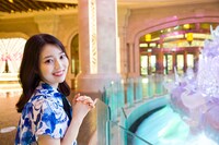 阪口珠美（乃木坂46）の1st写真集「青いバラ」より。（撮影：Takeo Dec.）