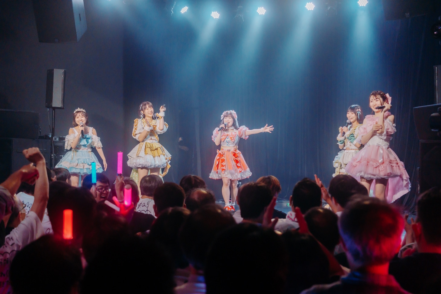 NoelliL「七瀬美優、雪梨冴愛卒業公演 ～8年の軌跡～」の様子。