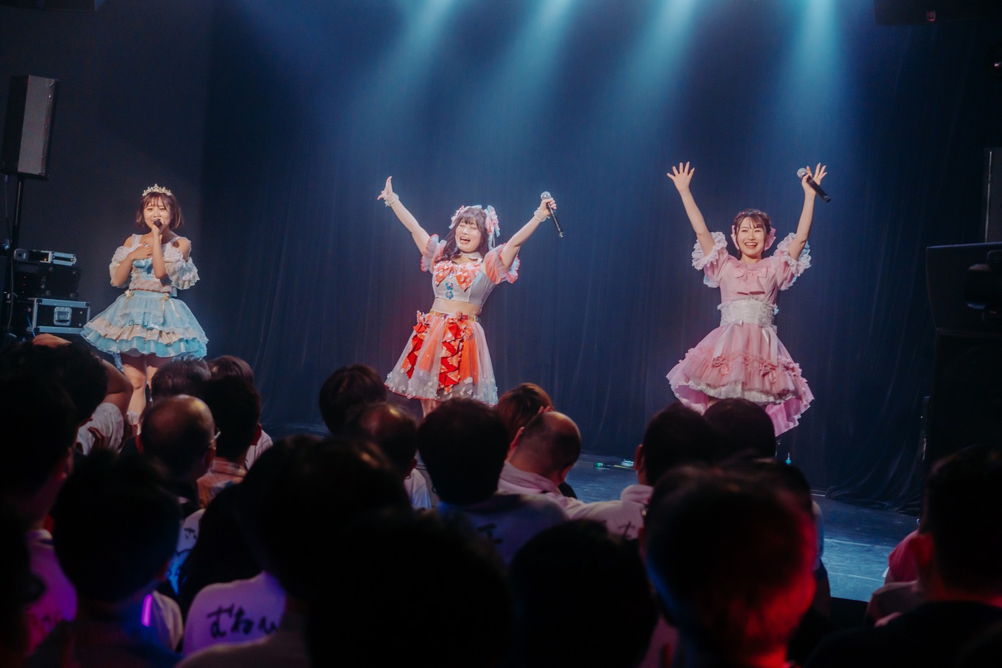 NoelliL「七瀬美優、雪梨冴愛卒業公演 ～8年の軌跡～」の様子。