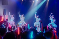 NoelliL「七瀬美優、雪梨冴愛卒業公演 ～8年の軌跡～」の様子。