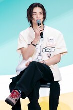 ヒョンジン（撮影：田中聖太郎写真事務所）