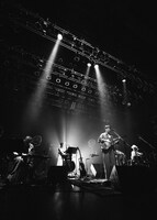 「折坂悠太 ツアー2024 あいず」最終公演の様子。（Photo by Yukitaka Amamiya）